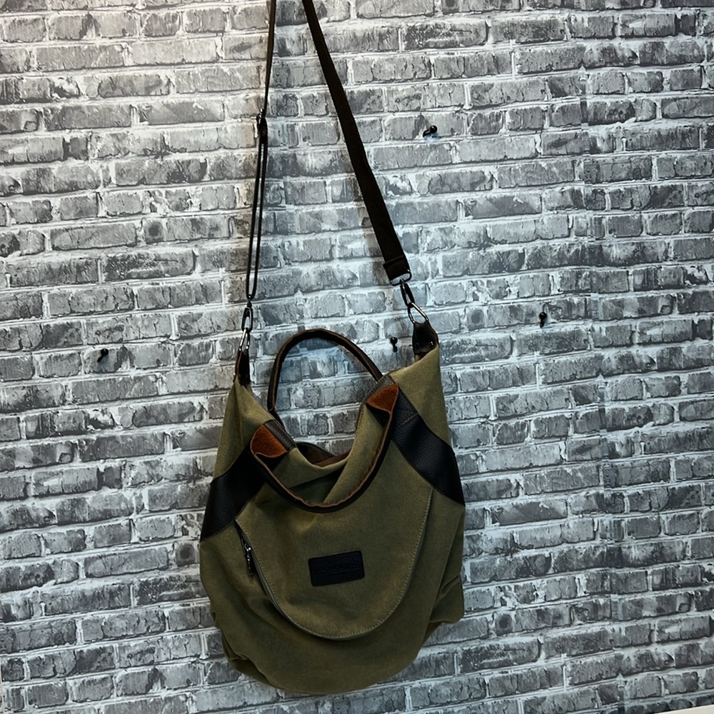 Threaded Pear Satchel View 4